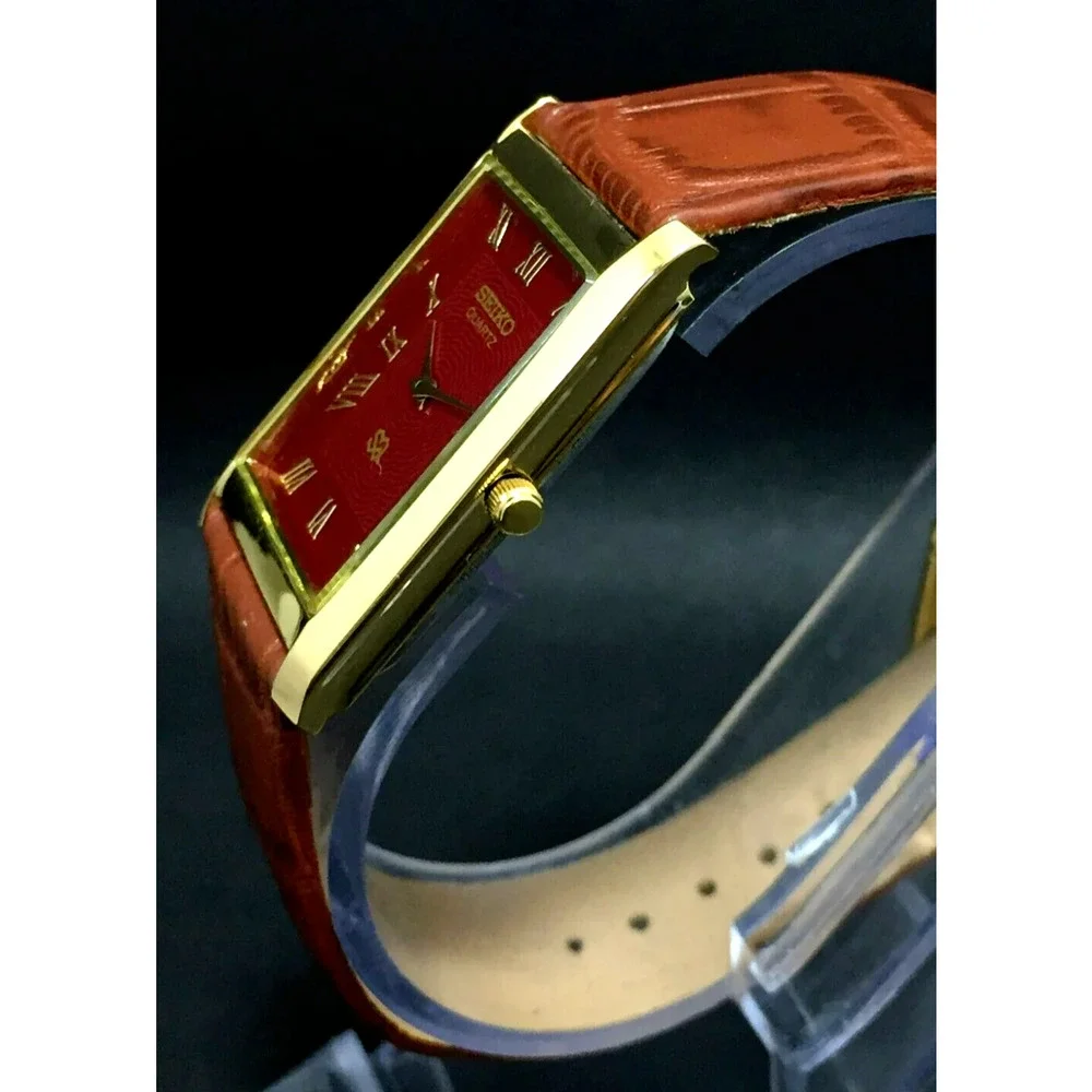 Vintage Style Seiko Quartz Mens Gold Watch & Red accents W/ Leather Strap